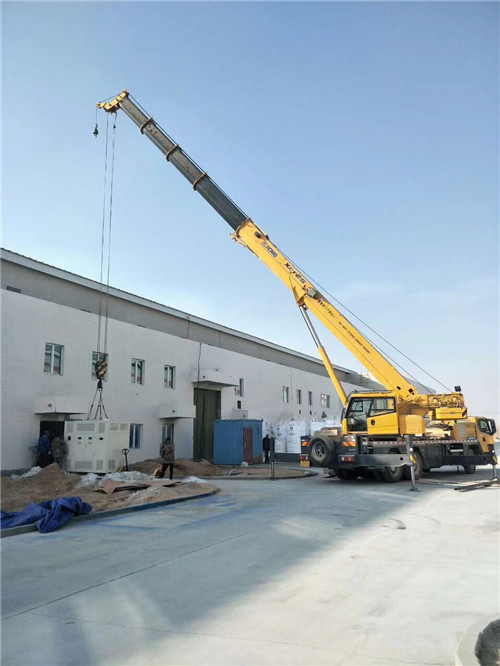 雷波县“超载就喊停”—— 吊车的 “重量保镖” 技术